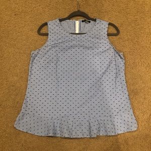 NWOT Tommy Hilfiger shell with ruffle detail at bottom